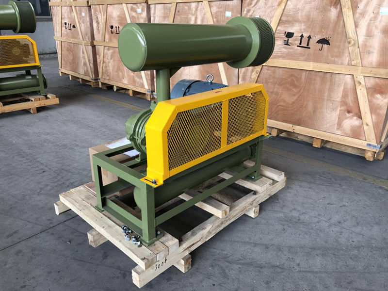 Ventilador das raizes dos lóbulos do tipo três de 1.5KW-15KW BK do verde do exército com consumo de energia econômico de baixo nível de ruído